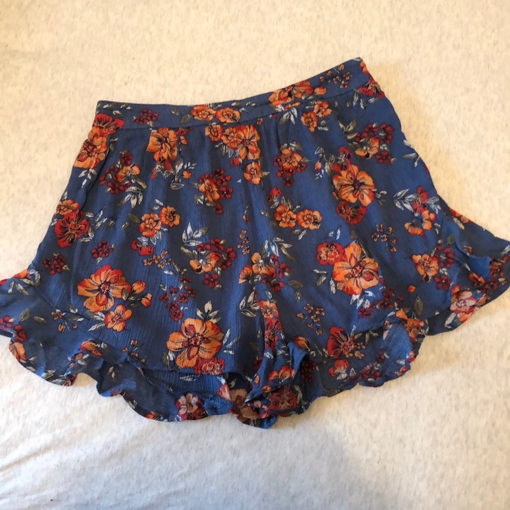 Xhilaration by Target Blue/Red/Orange Floral Shorts